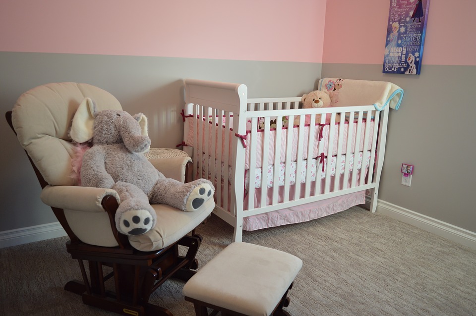 婴儿床样品8成不达标—百检玩具检测